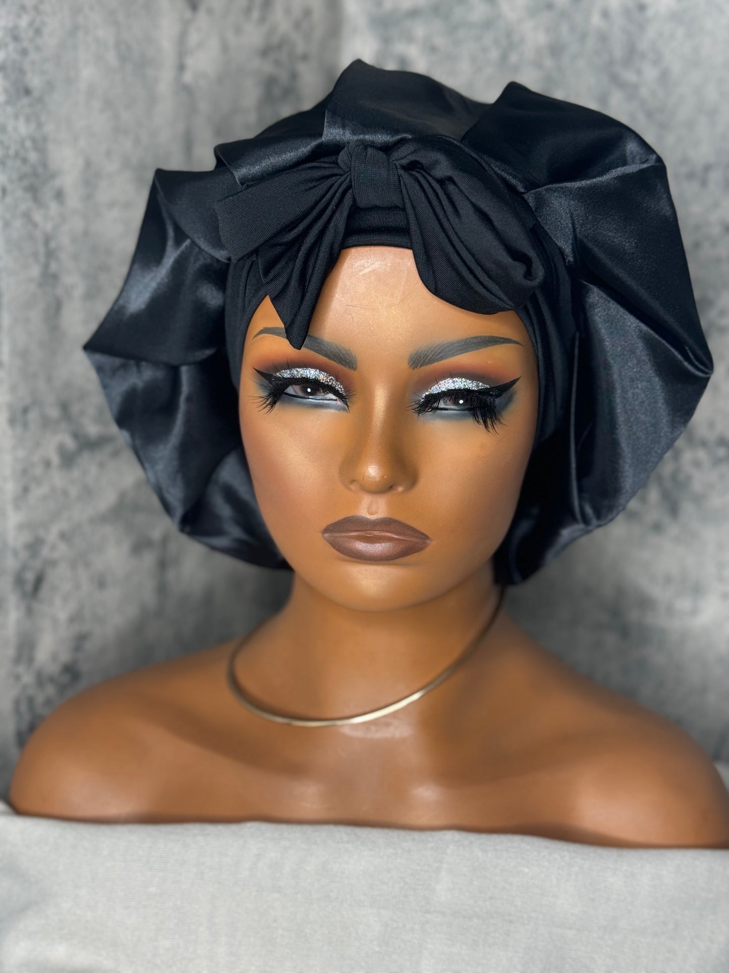 Bee Selective bonnet